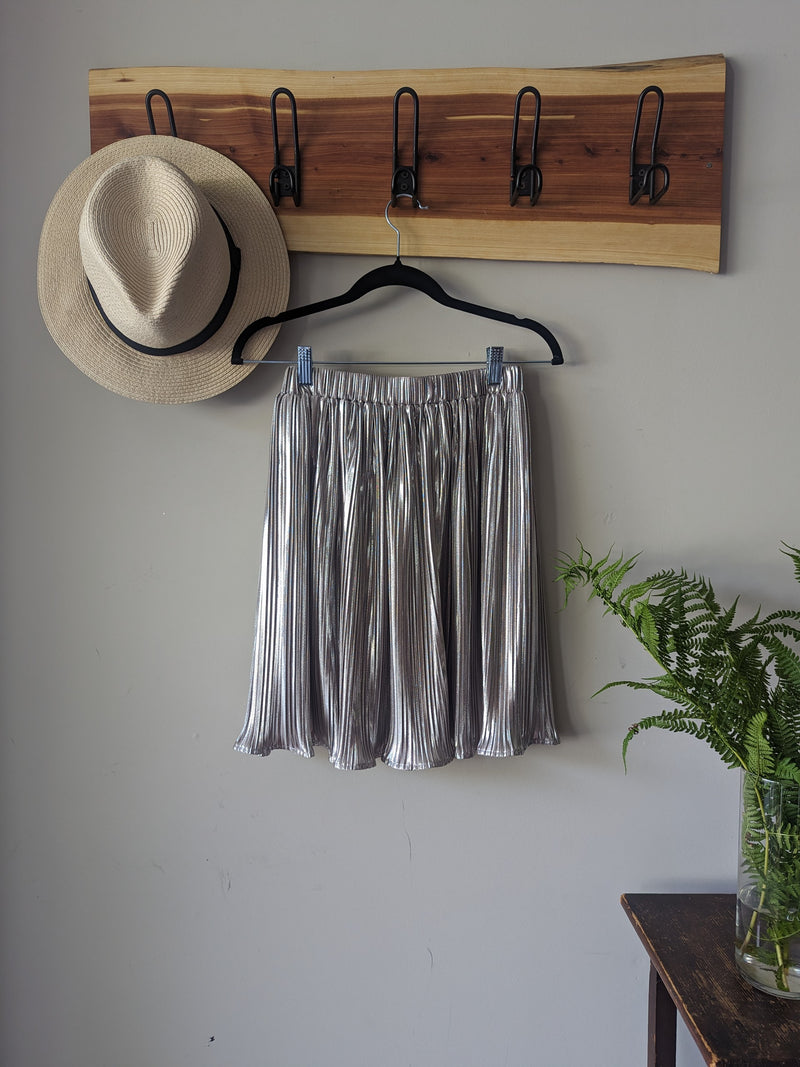 Bringing the shine swing skirt - AtaCollections 