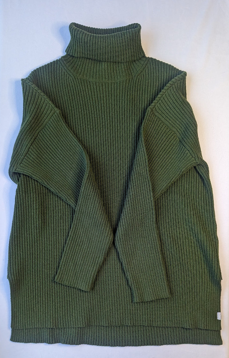 It's Friday Sweater - AtaCollections 