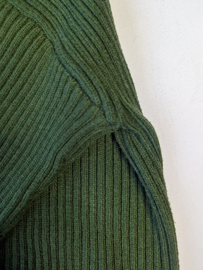 It's Friday Sweater - AtaCollections 