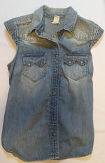 Detailed Levi's Vest - AtaCollections 